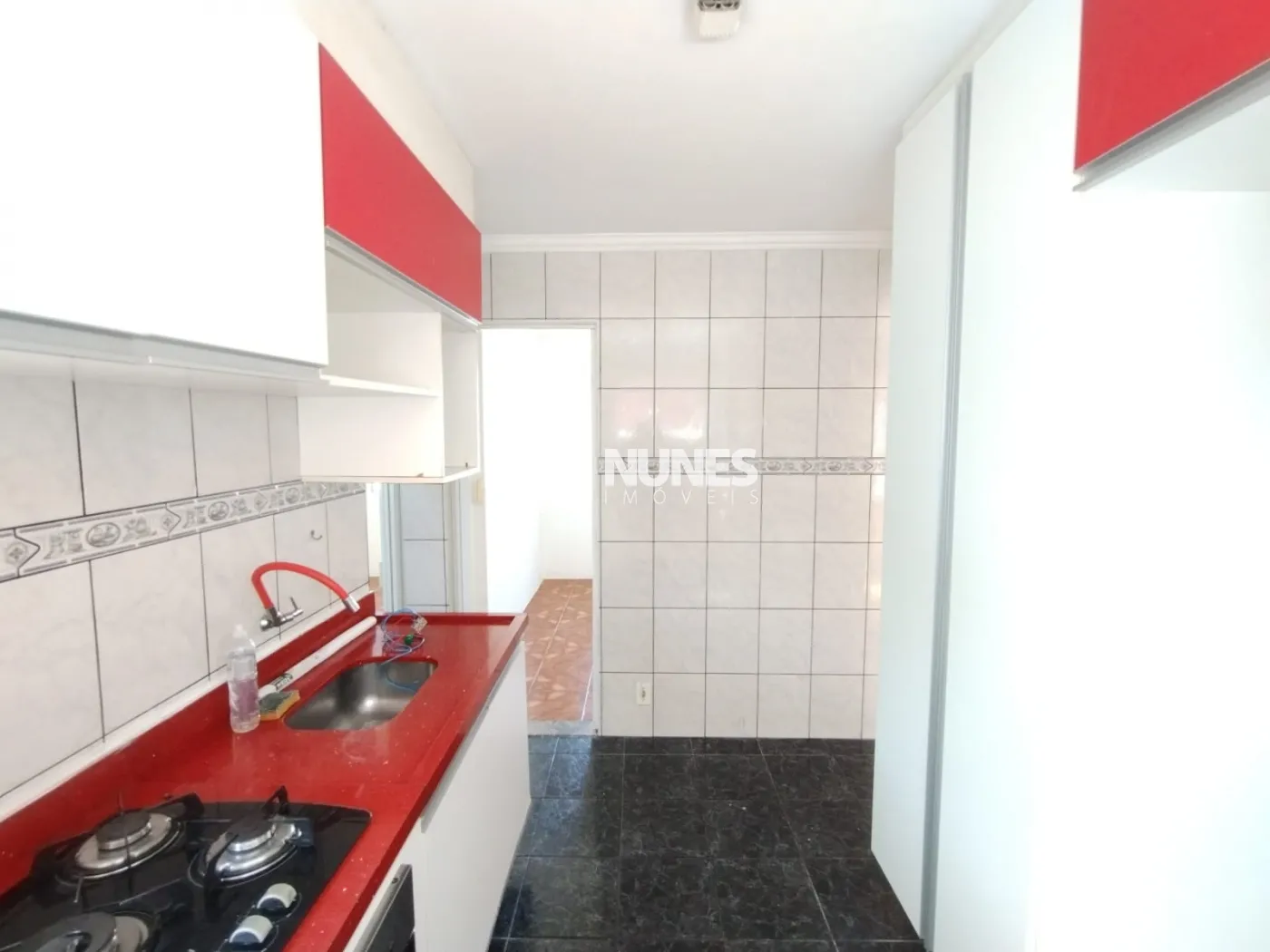 Alugar Apartamento / Padrão em Carapicuíba R$ 1.370,00 - Foto 9