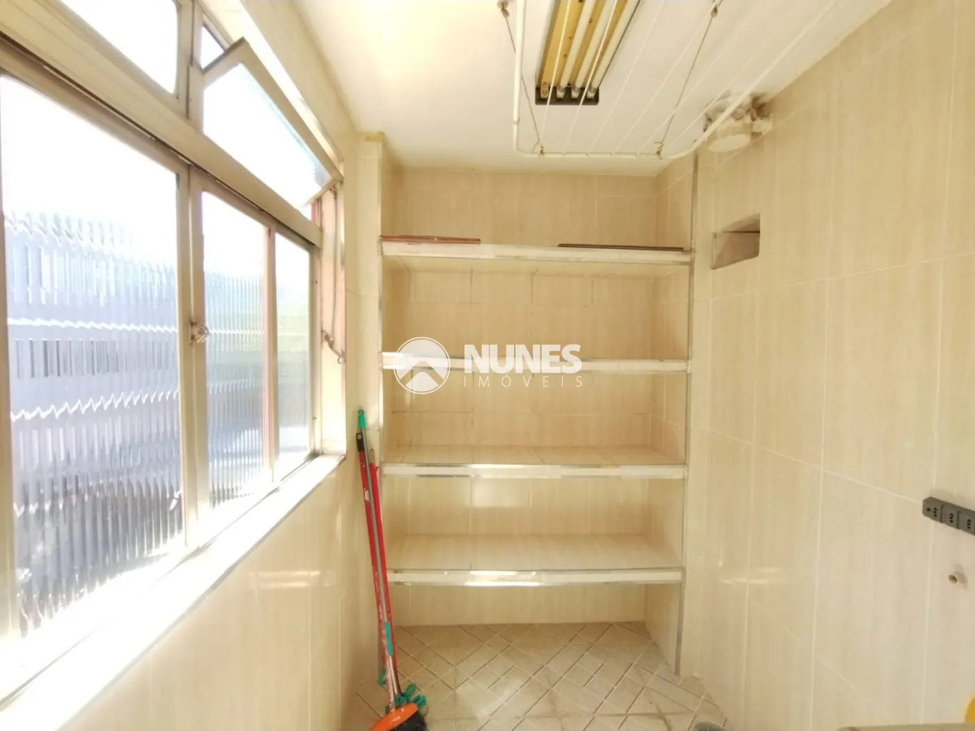 Alugar Apartamento / Padrão em Carapicuíba R$ 1.370,00 - Foto 25