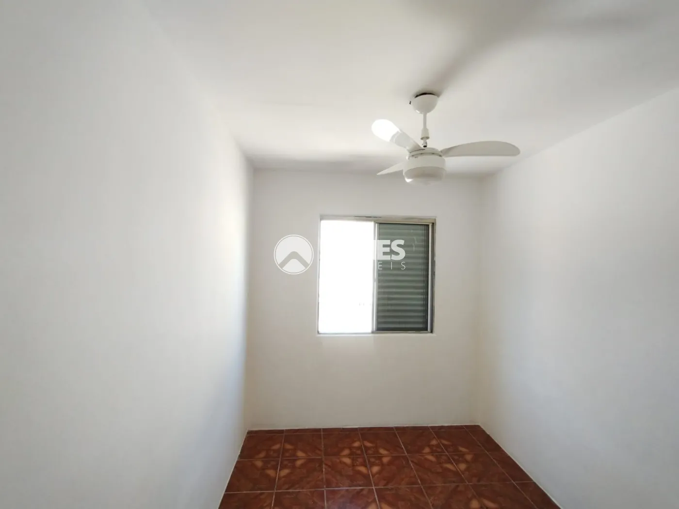 Alugar Apartamento / Padrão em Carapicuíba R$ 1.370,00 - Foto 15