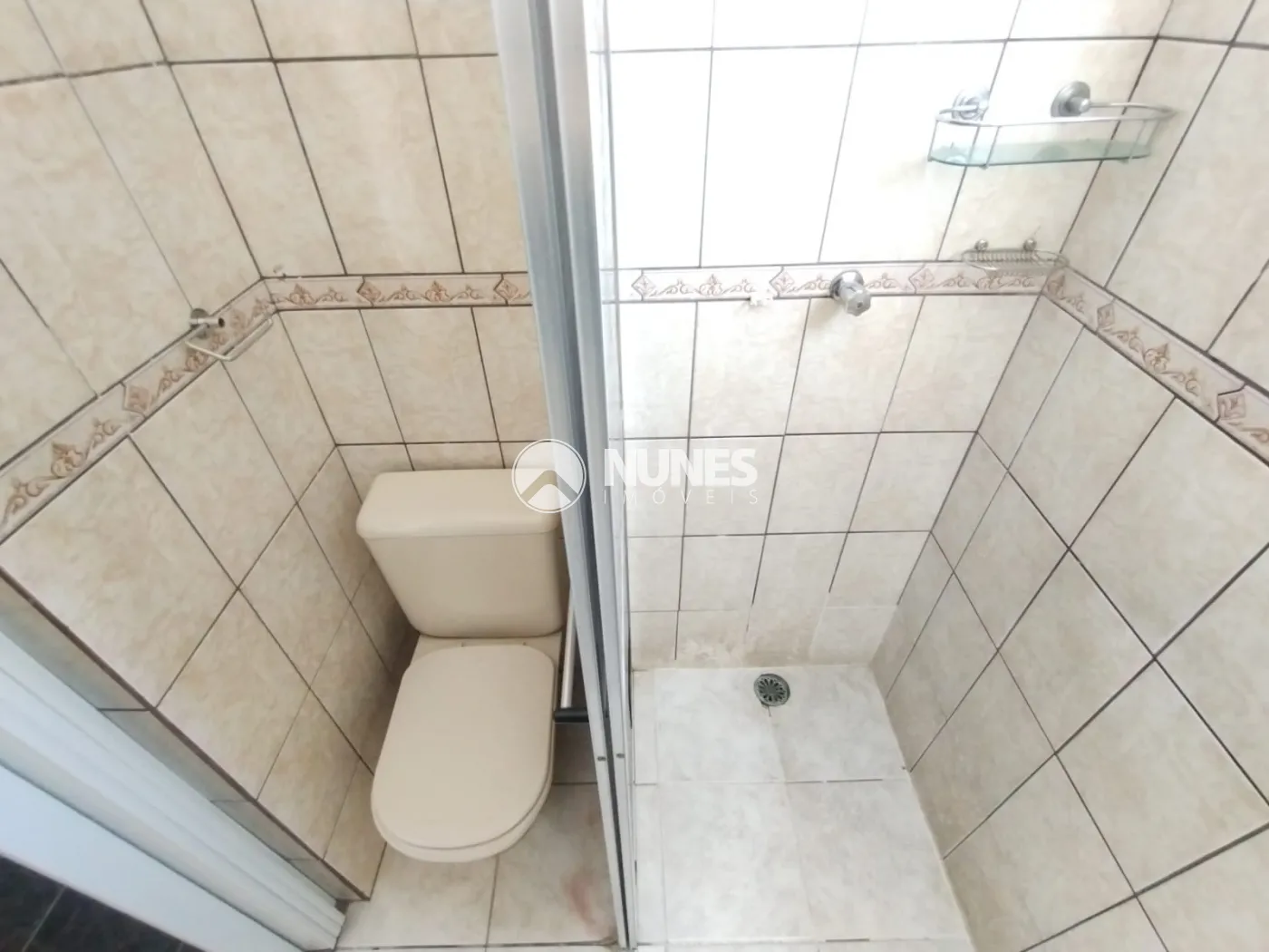 Alugar Apartamento / Padrão em Carapicuíba R$ 1.370,00 - Foto 18