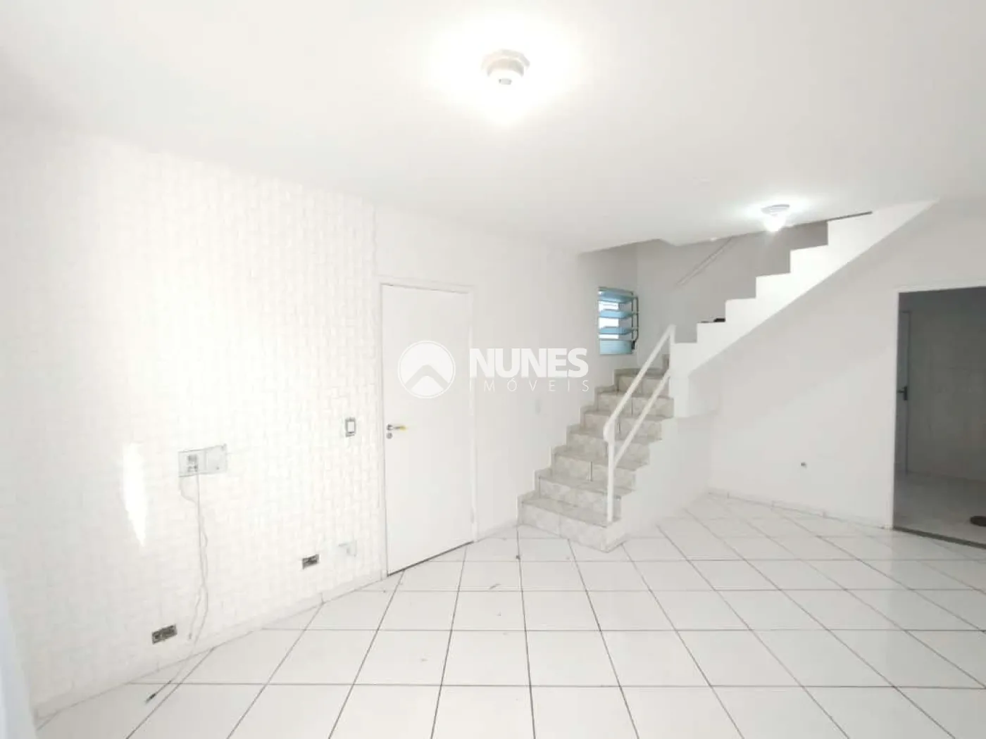Alugar Casa / Sobrado em Condominio em Barueri R$ 2.256,00 - Foto 3