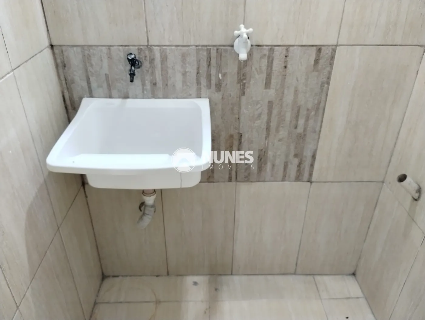 Alugar Casa / Sobrado em Condominio em Carapicuíba R$ 1.350,00 - Foto 31