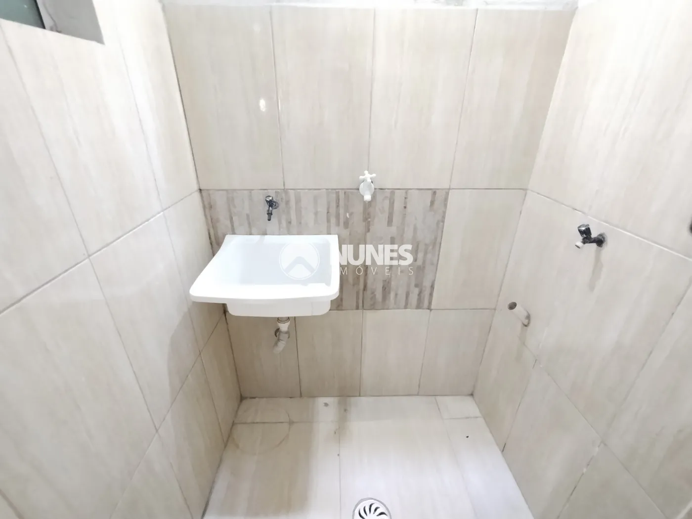 Alugar Casa / Sobrado em Condominio em Carapicuíba R$ 1.350,00 - Foto 32