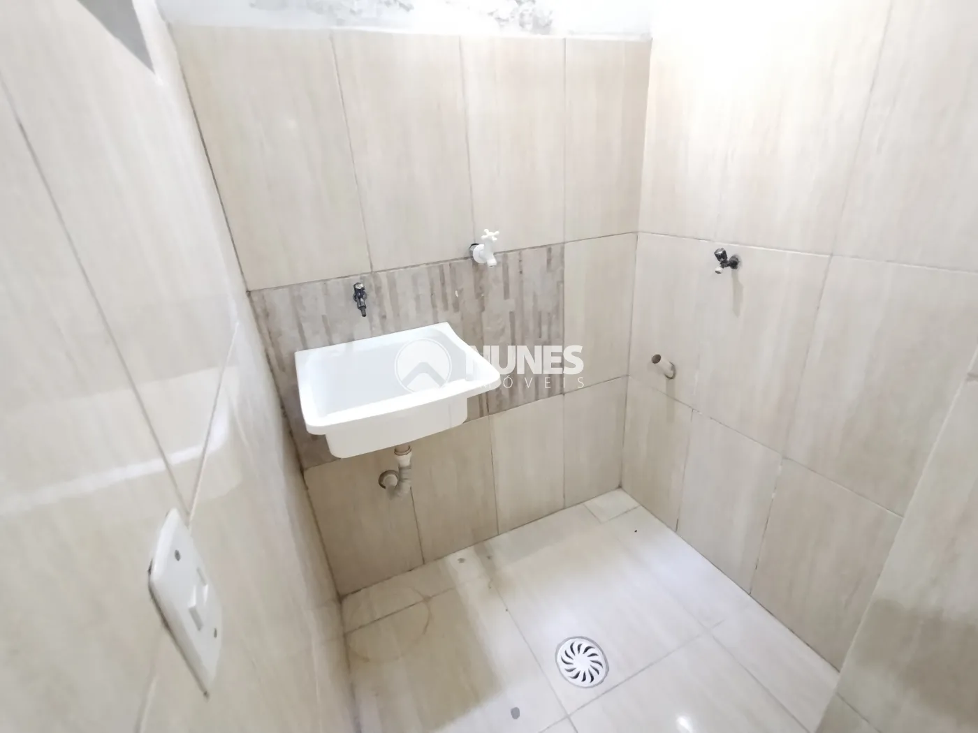 Alugar Casa / Sobrado em Condominio em Carapicuíba R$ 1.350,00 - Foto 33