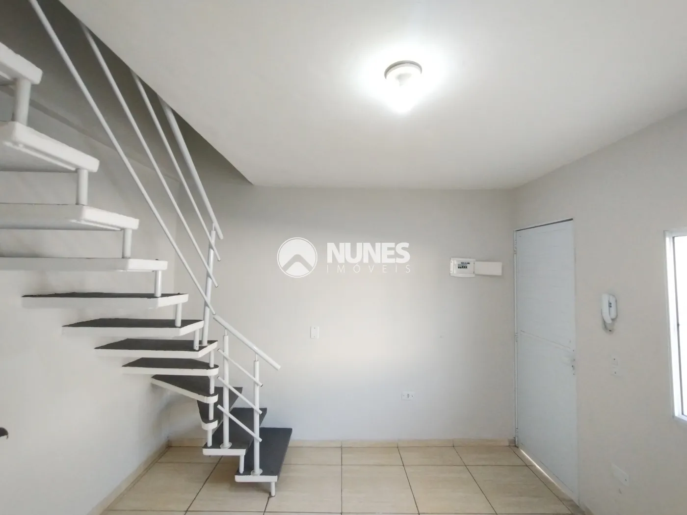 Alugar Casa / Sobrado em Condominio em Carapicuíba R$ 1.350,00 - Foto 6