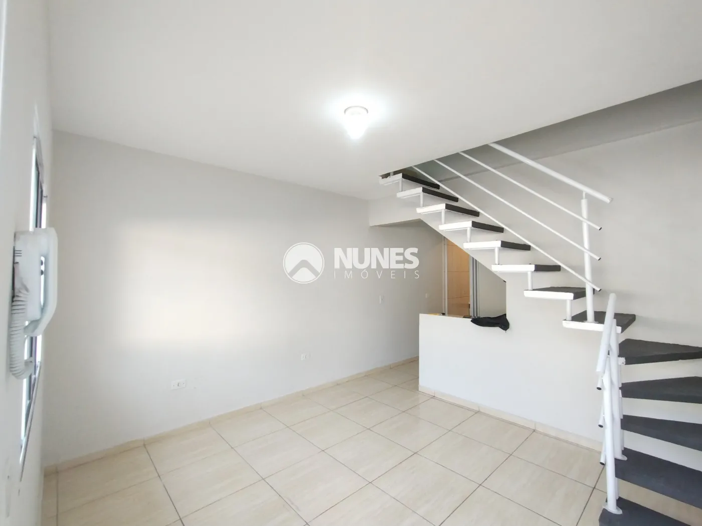 Alugar Casa / Sobrado em Condominio em Carapicuíba R$ 1.350,00 - Foto 9