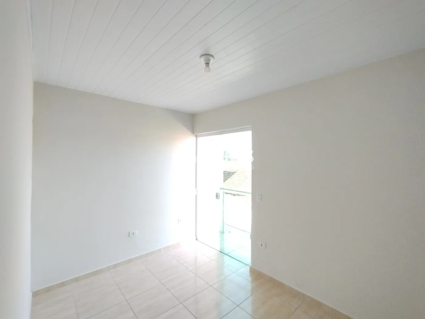 Alugar Casa / Sobrado em Condominio em Carapicuíba R$ 1.350,00 - Foto 19