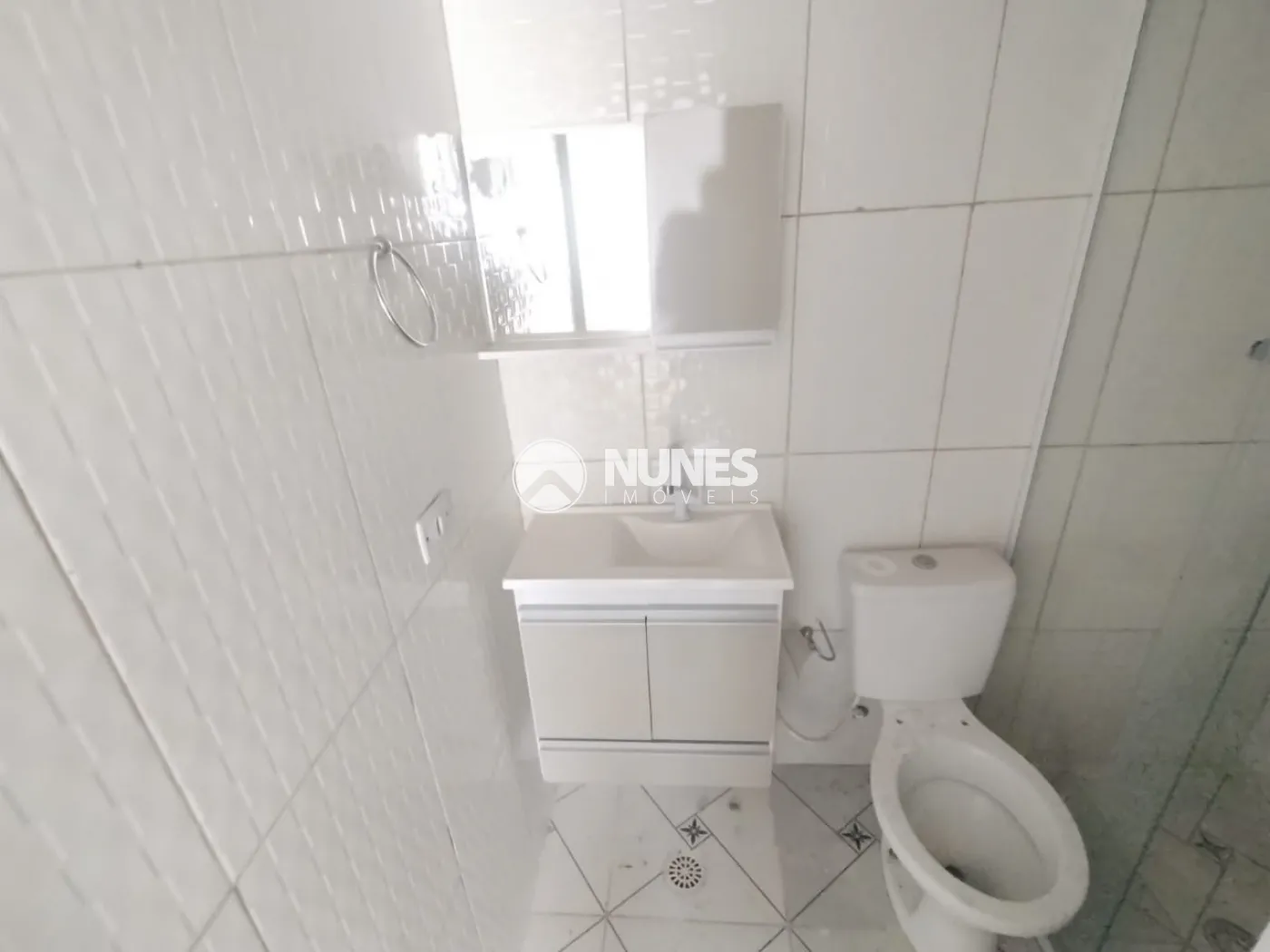 Alugar Casa / Sobrado em Condominio em Carapicuíba R$ 1.350,00 - Foto 18