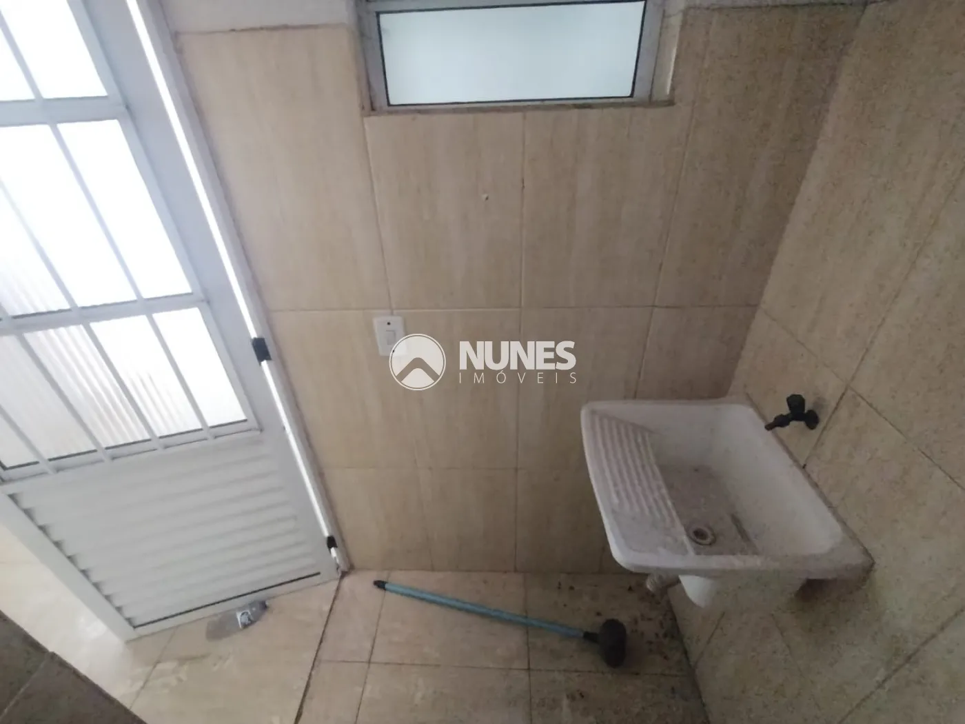 Alugar Casa / Sobrado em Condominio em Carapicuíba R$ 1.350,00 - Foto 17