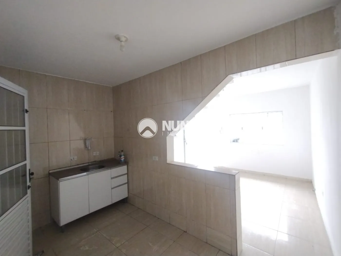 Alugar Casa / Sobrado em Condominio em Carapicuíba R$ 1.350,00 - Foto 6