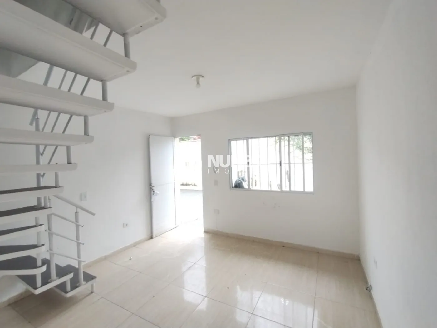 Alugar Casa / Sobrado em Condominio em Carapicuíba R$ 1.350,00 - Foto 4