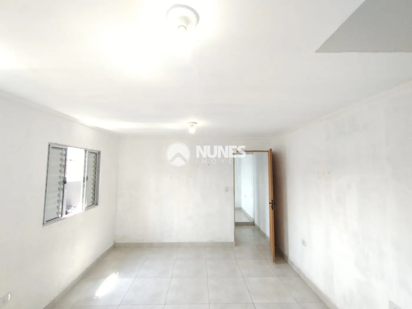 Alugar Casa / Assobradada em Carapicuíba R$ 1.400,00 - Foto 4