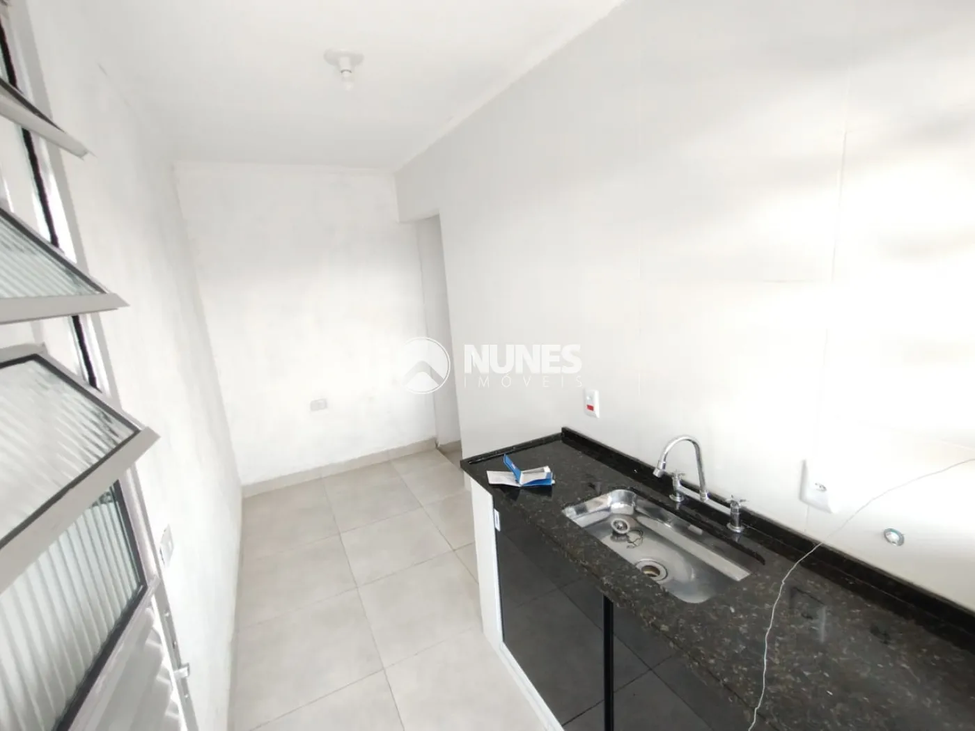 Alugar Casa / Assobradada em Carapicuíba R$ 1.400,00 - Foto 10