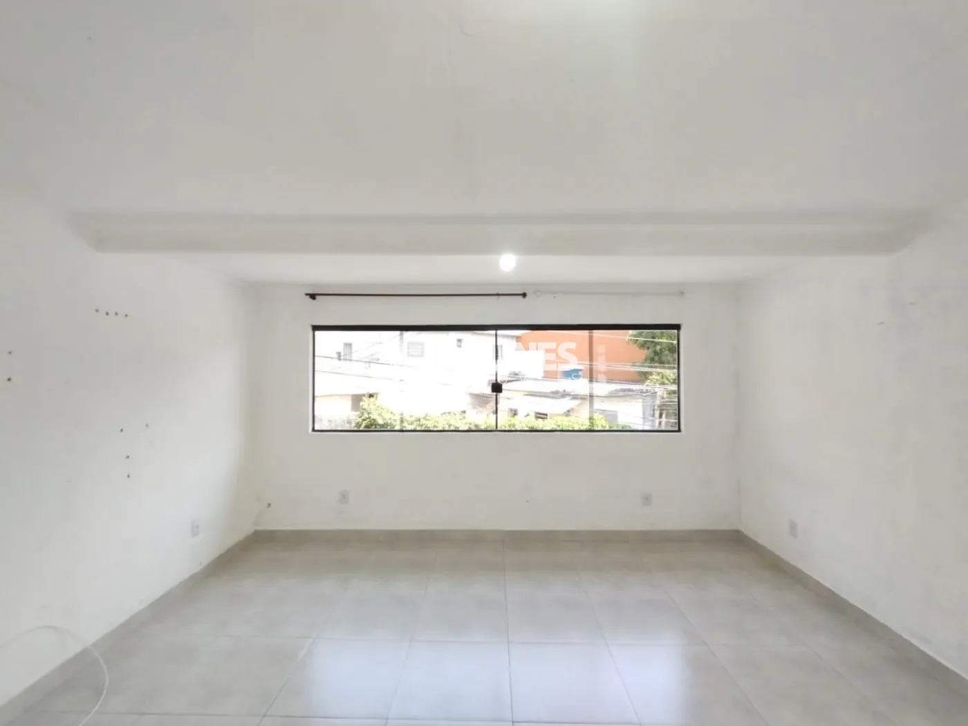 Alugar Casa / Assobradada em Carapicuíba R$ 1.400,00 - Foto 16