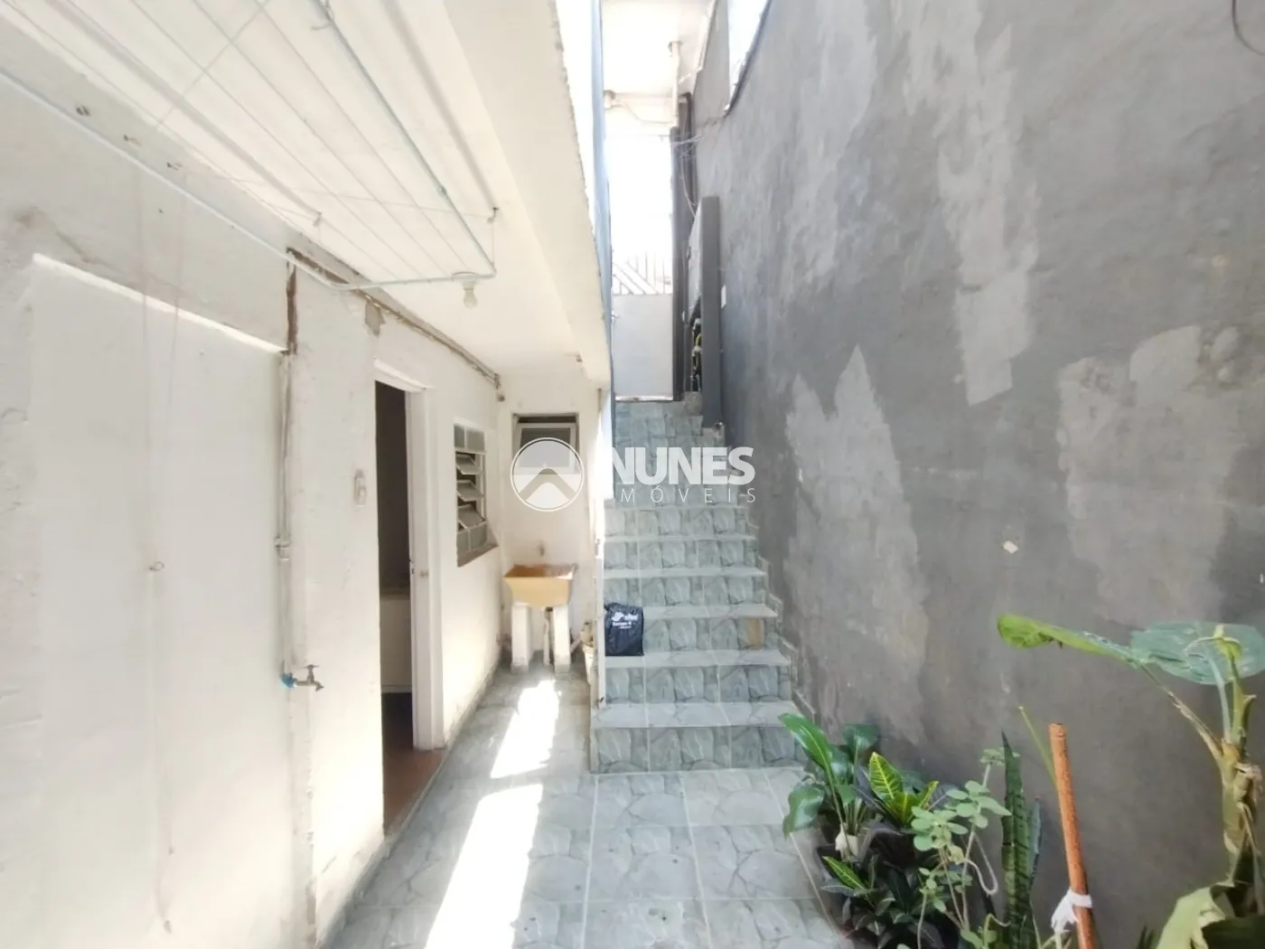 Alugar Casa / Assobradada em Carapicuíba R$ 700,00 - Foto 15