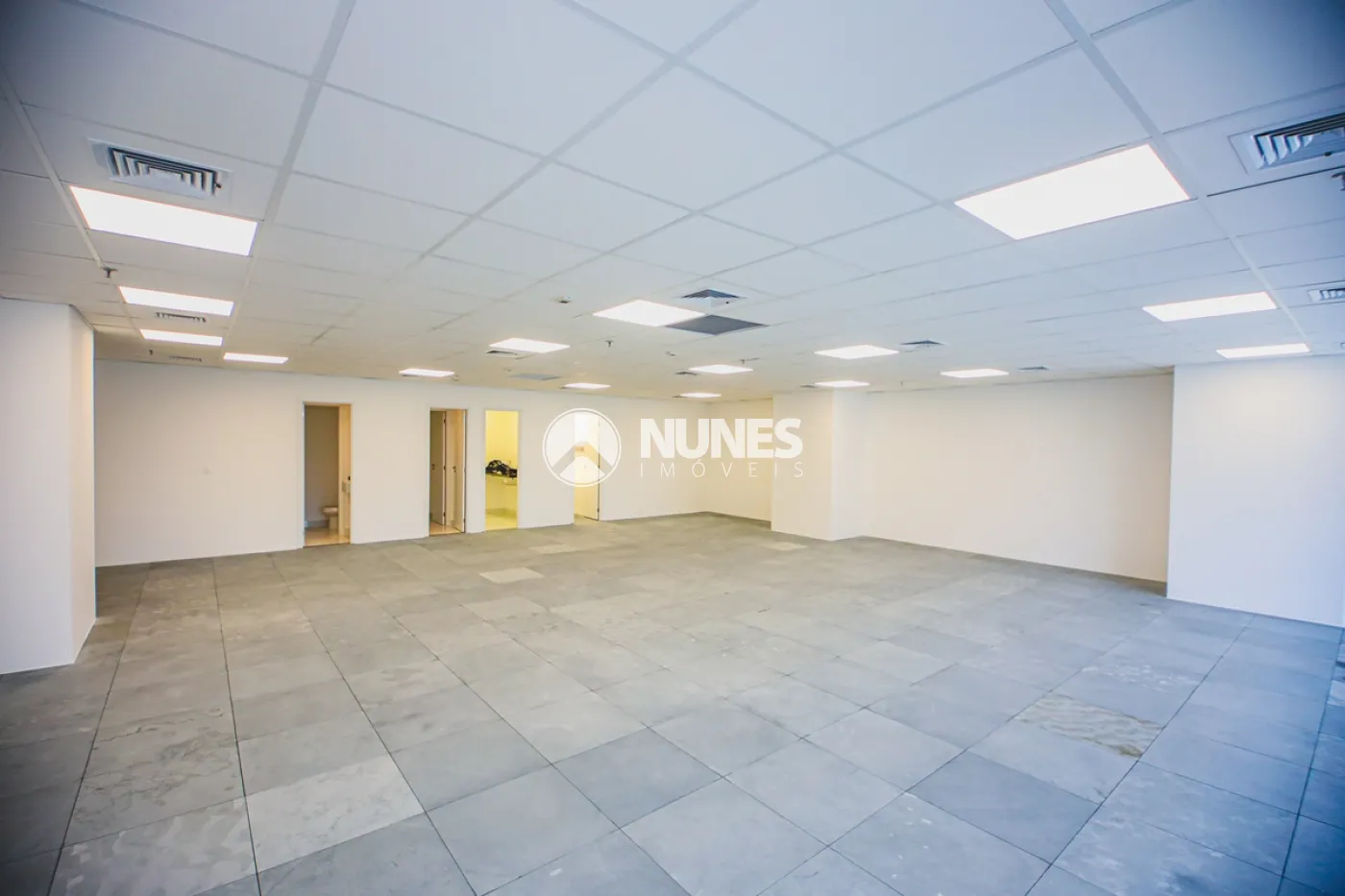 Alugar Comercial / Sala em Barueri R$ 7.700,00 - Foto 1