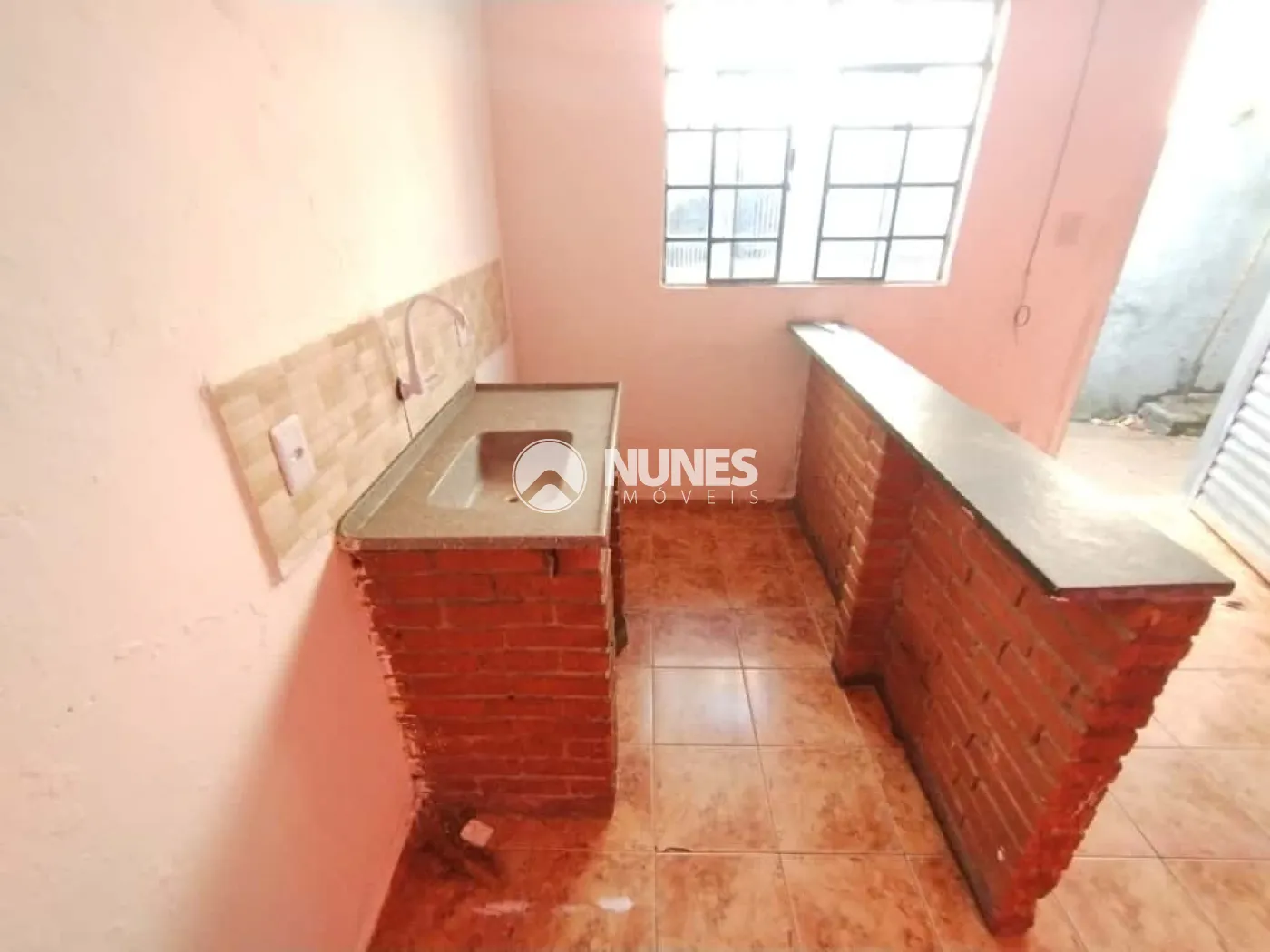 Alugar Apartamento / Kitnet em Carapicuíba R$ 400,00 - Foto 5