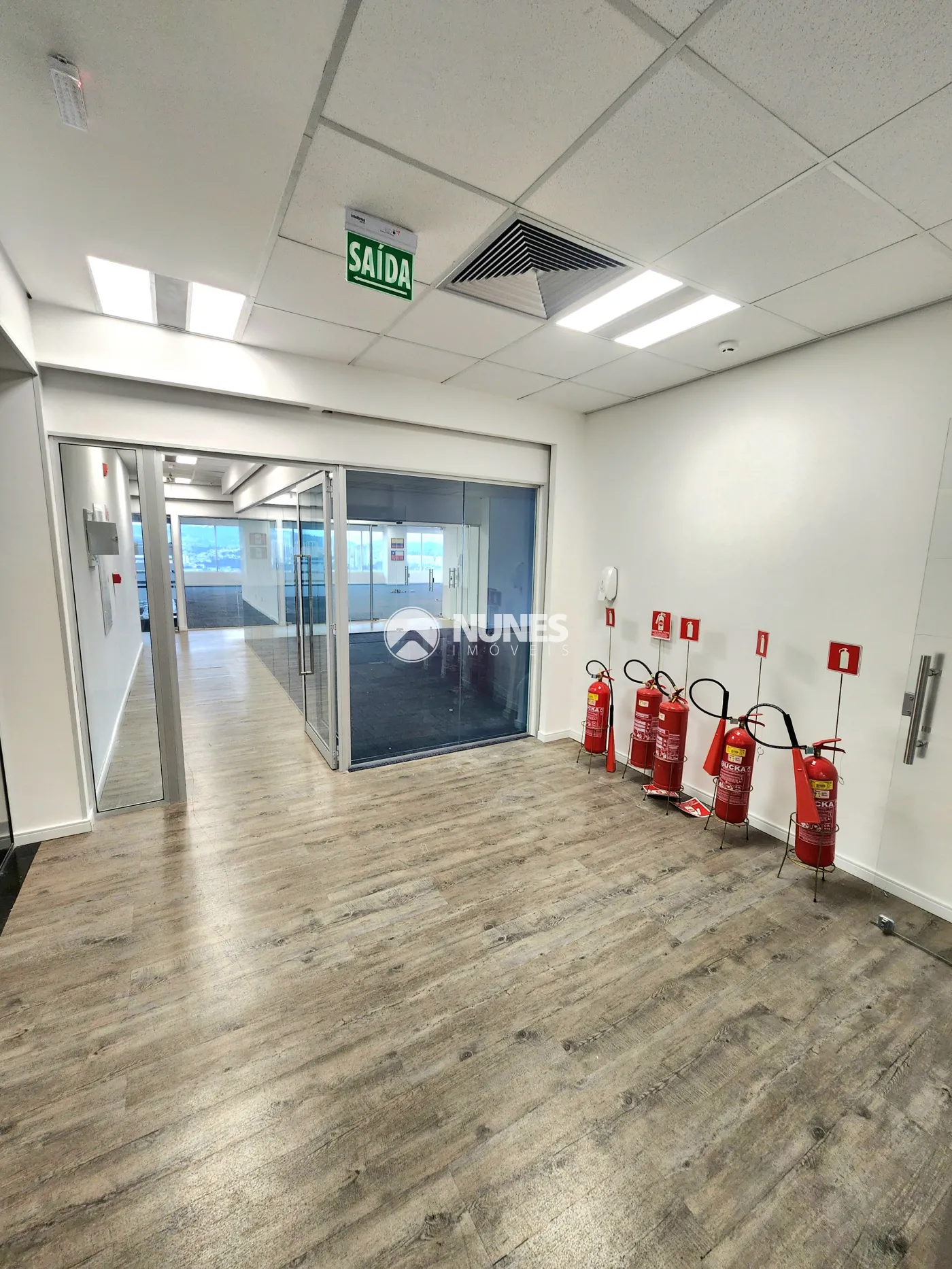 Alugar Comercial / Sala em Barueri R$ 48.000,00 - Foto 1