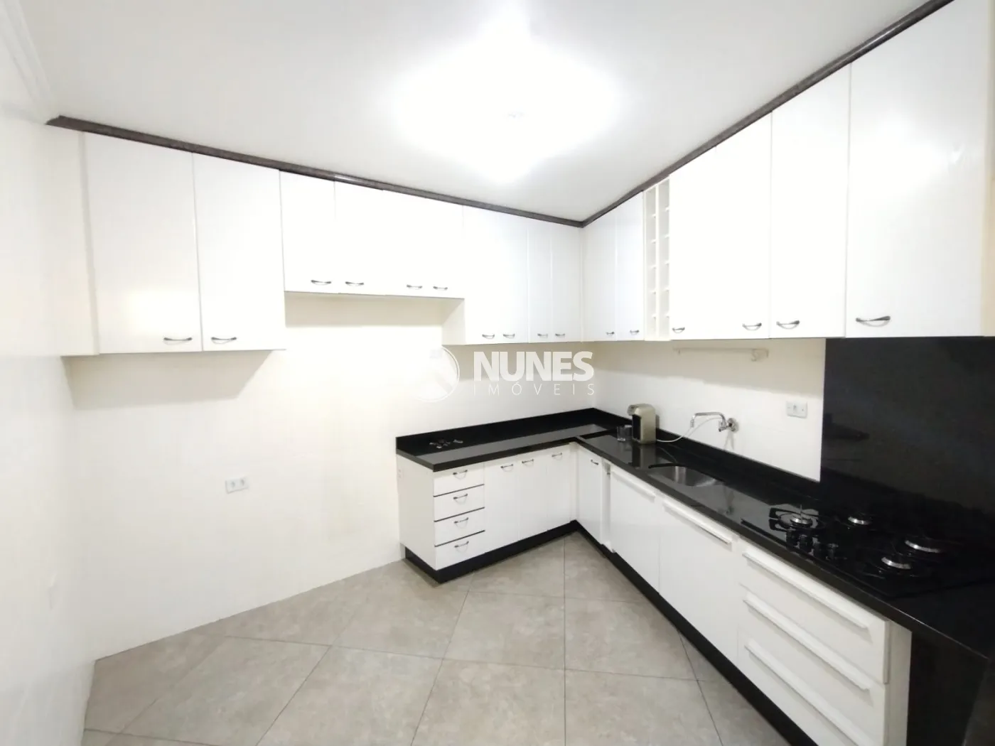 Alugar Casa / Assobradada em Jandira R$ 3.500,00 - Foto 6