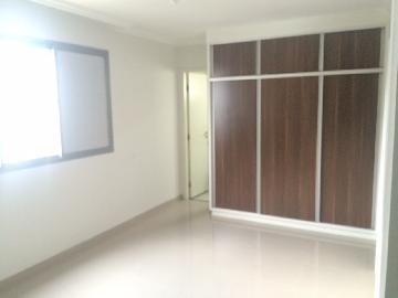 Alugar Apartamento / Padrão em Barueri. apenas R$ 2.100.000,00