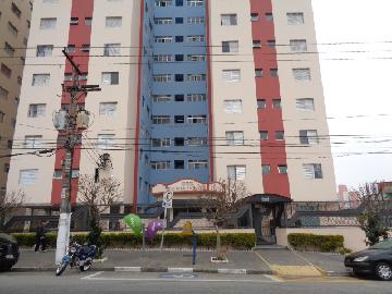 Alugar Apartamento / Padrão em Osasco. apenas R$ 1.000,00