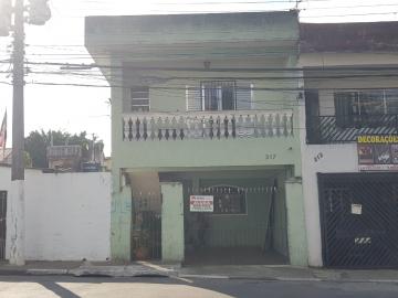 Alugar Casa / Terrea em Osasco R$ 750,00 - Foto 1 Alugar Casa / Terrea em Osasco R$ 750,00 - Foto 1
