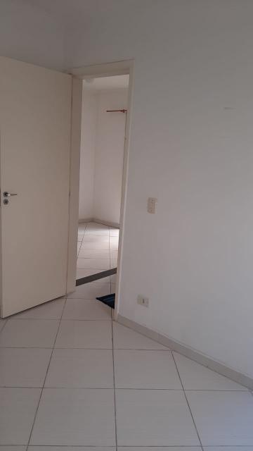 Comprar Apartamento / Padrão em Carapicuíba R$ 190.000,00 - Foto 4 Comprar Apartamento / Padrão em Carapicuíba R$ 190.000,00 - Foto 4
