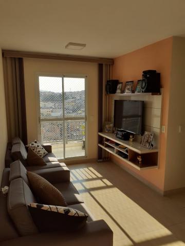 Alugar Apartamento / Padrão em Carapicuíba. apenas R$ 205.000,00