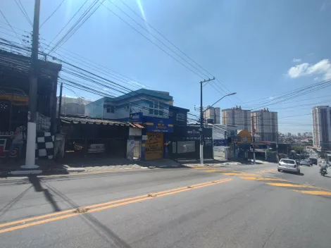 Alugar Casa / Assobradada em Osasco. apenas R$ 1.200,00