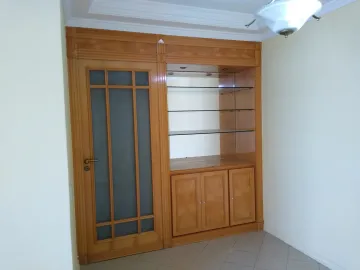 Ótimo apartamento 3 dorms sendo 1 súite ao lado da Matriz Sto Antonio