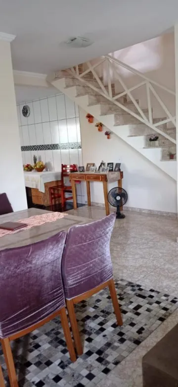 Casa no Jd Bussocaba - Osasco com fino acabamento