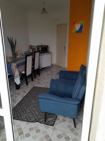 Apartamento 2 dorms ao lado da estação Jandira