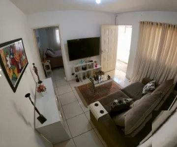 CASA TÉRREA LOCALIZADA NO BAIRRO JARDIM DAS FLORES EM OSASCO