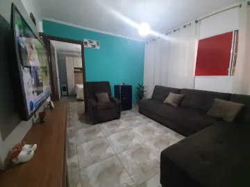 Ótima casa com 2 dorms e 3 vagas - Novo Osasco