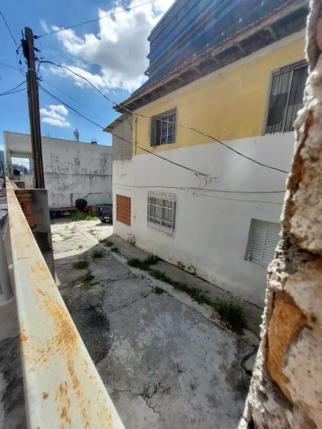 Ótimo terreno na Av Santo Antônio, em frente à Smart Burguer e perto da Padaria Pão do Parque