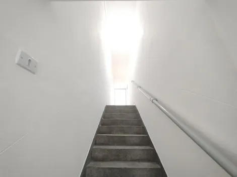 imagem 3 - Salão 1º andar c/ 225 m² com ótima localização no bairro Km-18 em Osasco imagem 3 - Salão 1º andar c/ 225 m² com ótima localização no bairro Km-18 em Osasco