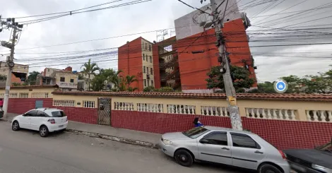 Apartamento / Padrão em Carapicuíba/SP 