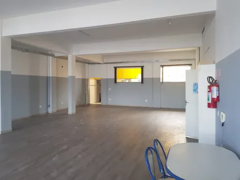 imagem 5 - Salão comercial com ótima localização, recém reformado imagem 5 - Salão comercial com ótima localização, recém reformado
