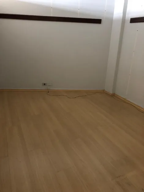 imagem 2 - Sala comercial com excelente localização imagem 2 - Sala comercial com excelente localização