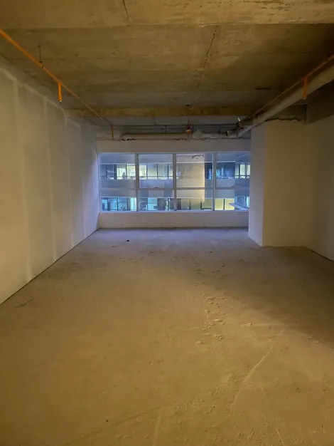 imagem 2 - Sala comercial com excelente localização imagem 2 - Sala comercial com excelente localização