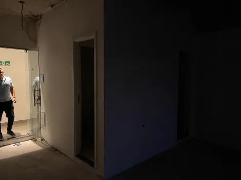 imagem 2 - Sala comercial com excelente localização imagem 2 - Sala comercial com excelente localização