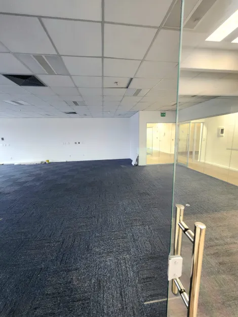 imagem 5 - Sala ampla para fins comerciaisl com excelente localização - Alphaville imagem 5 - Sala ampla para fins comerciaisl com excelente localização - Alphaville